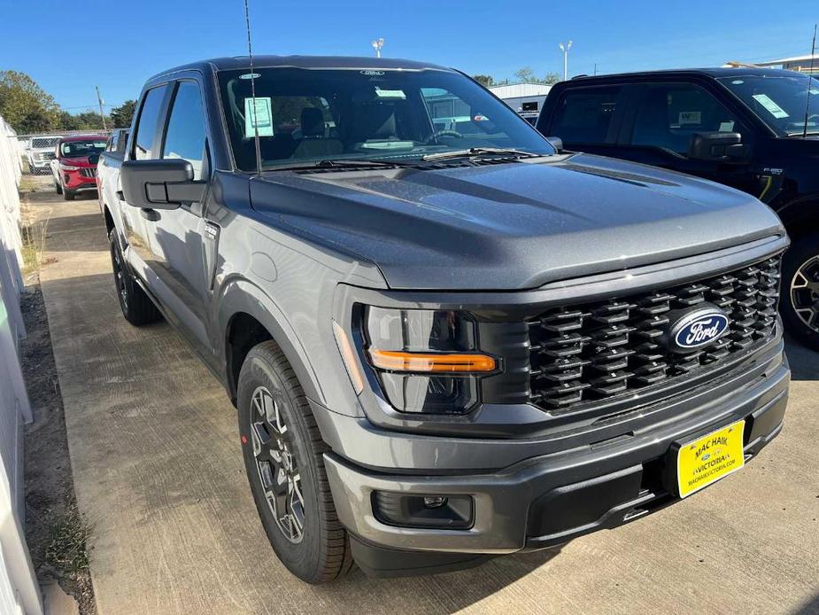 new 2024 Ford F-150 car, priced at $38,330