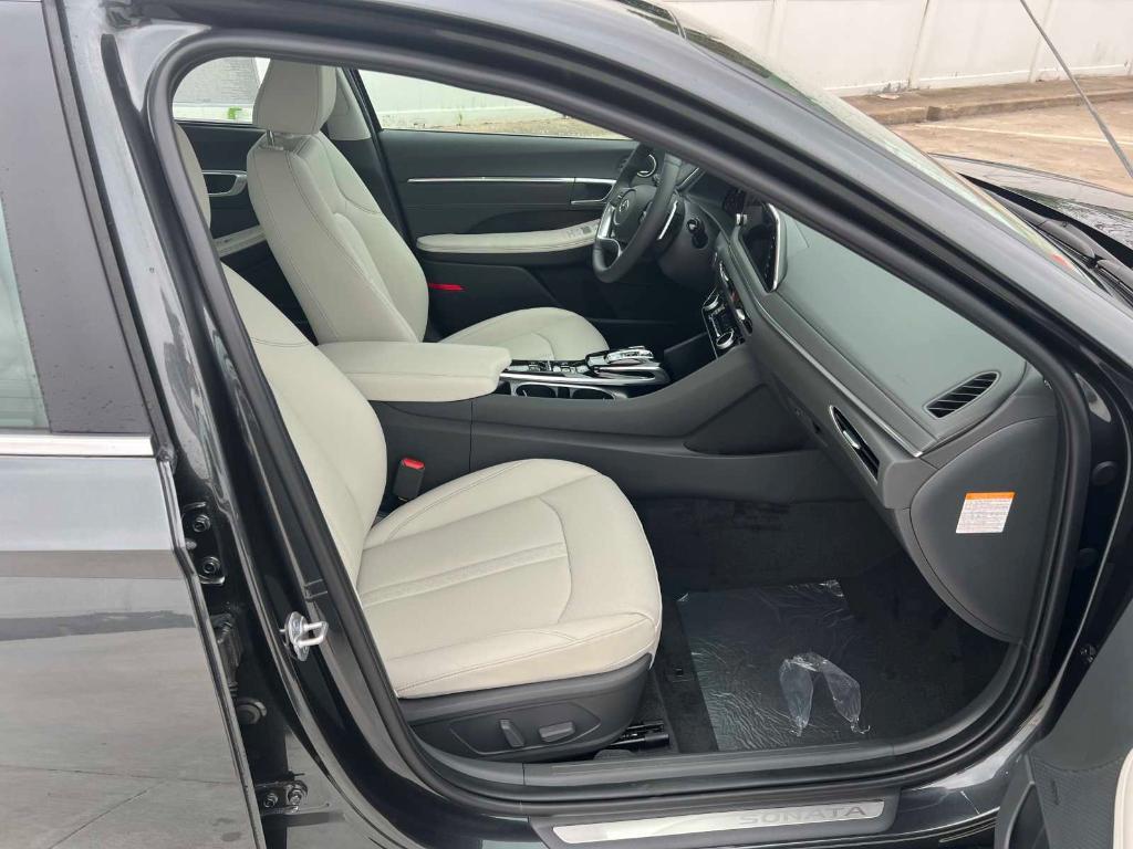 new 2023 Hyundai Sonata Hybrid car, priced at $28,026