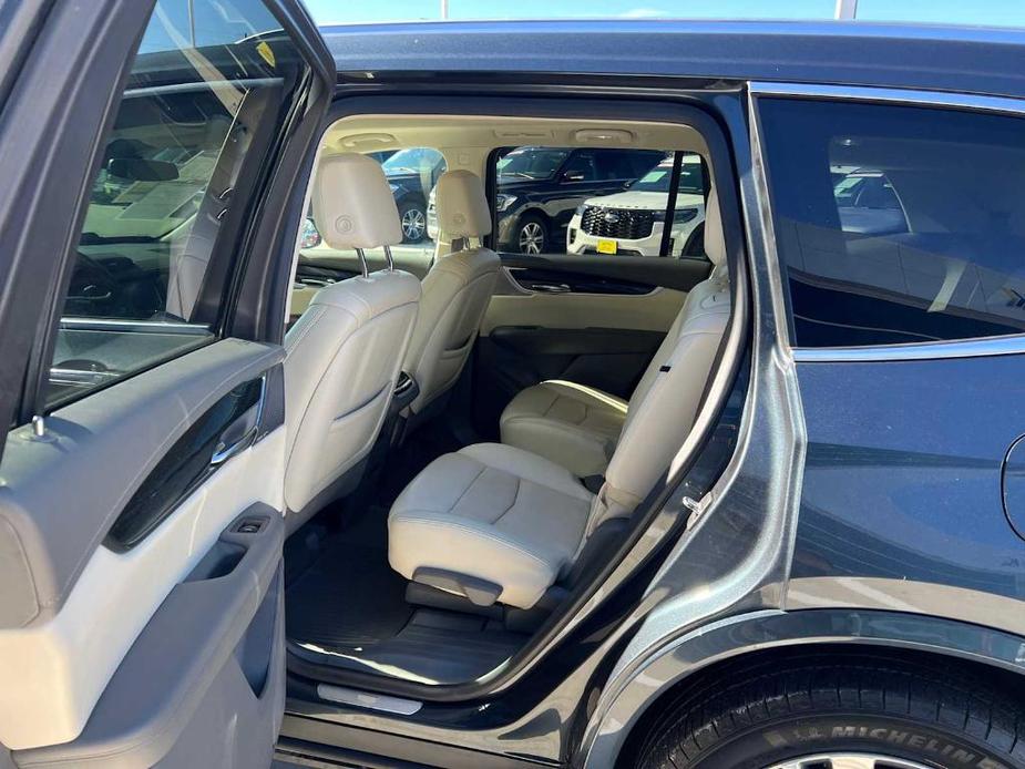 used 2020 Cadillac XT6 car, priced at $22,789