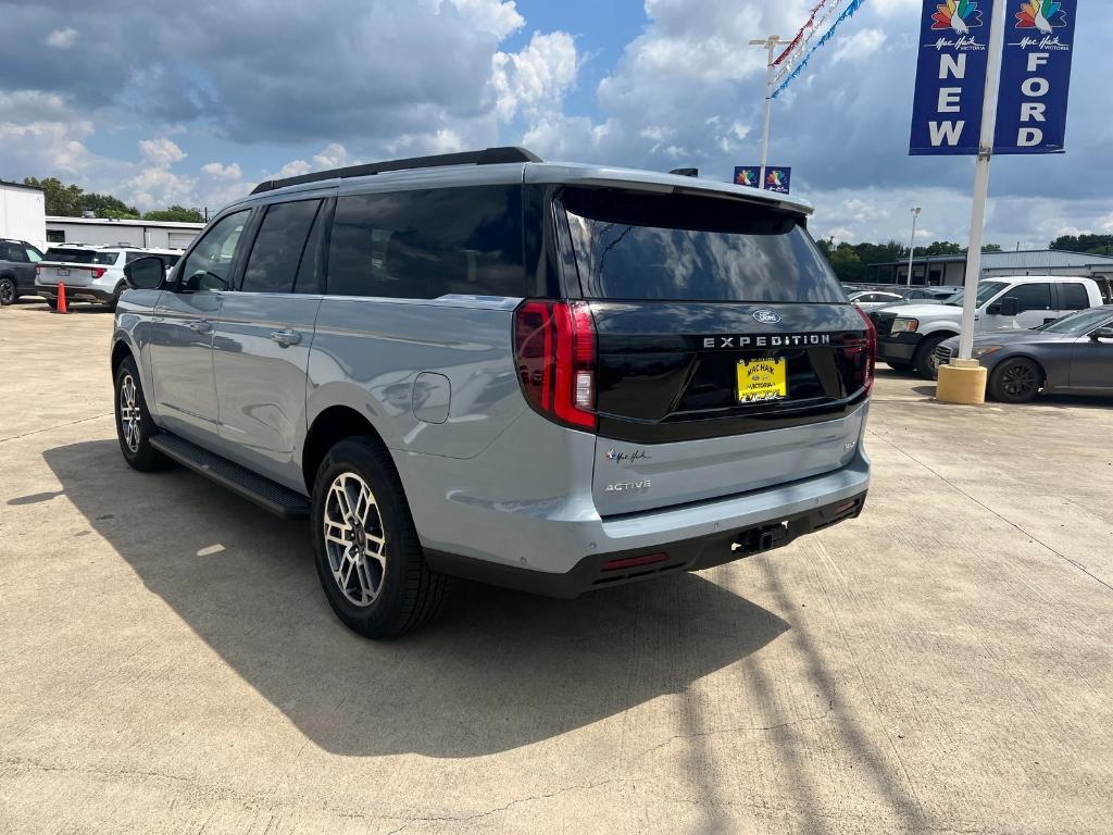 new 2025 Ford Expedition Max car, priced at $72,725
