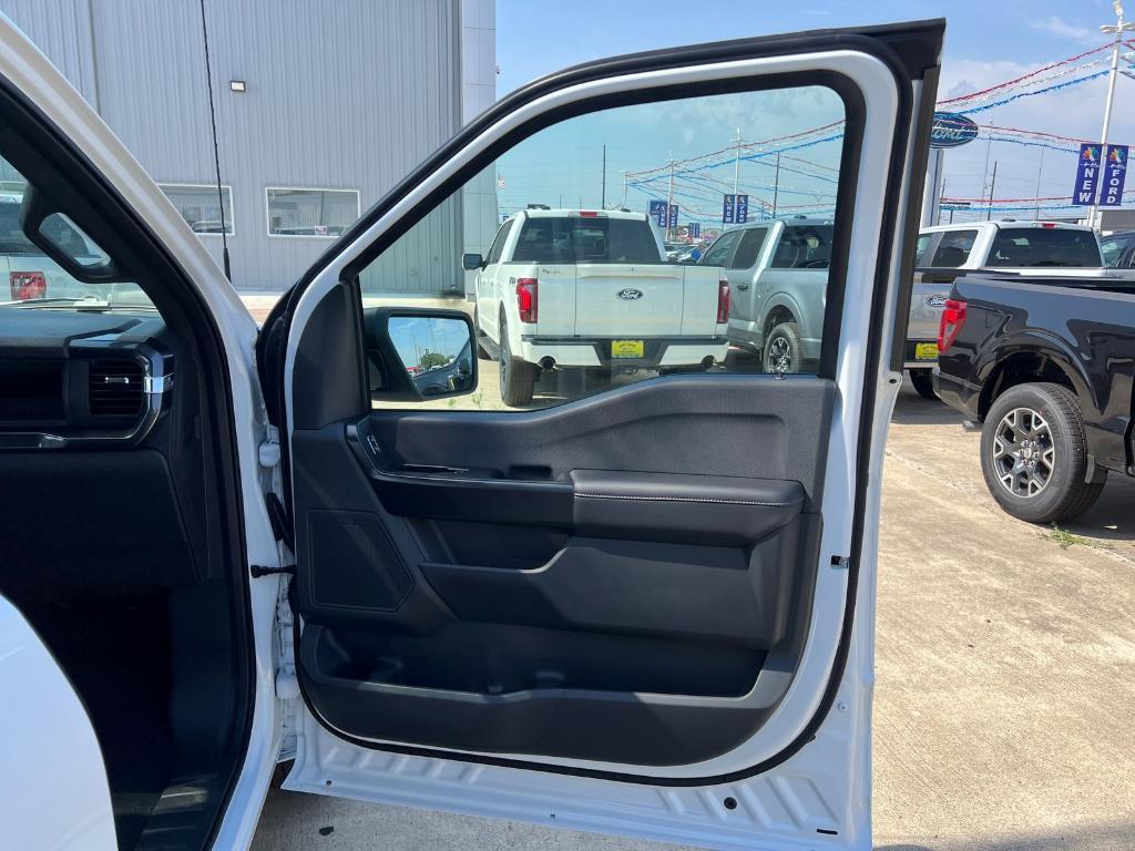 new 2025 Ford F-150 car, priced at $41,880