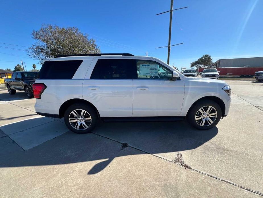 new 2024 Ford Expedition car, priced at $58,620