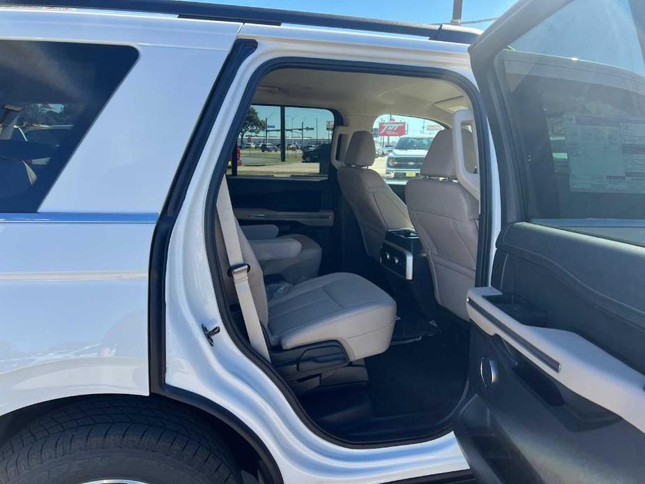 new 2024 Ford Expedition car, priced at $58,620