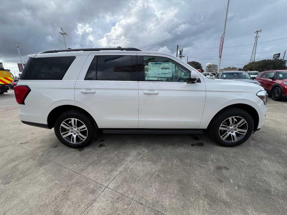 new 2024 Ford Expedition car, priced at $70,270