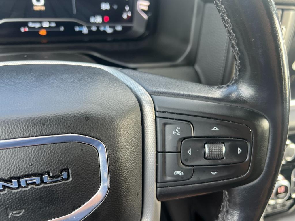 used 2022 GMC Yukon XL car, priced at $49,099