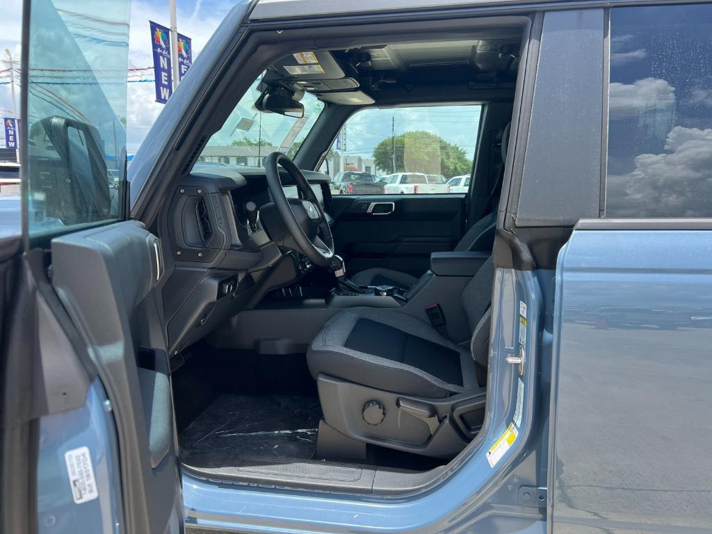 new 2025 Ford Bronco car, priced at $41,950
