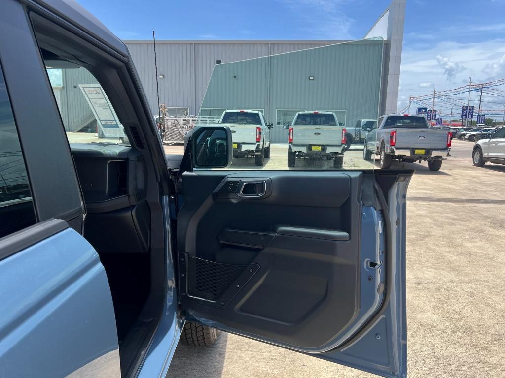 new 2025 Ford Bronco car, priced at $41,950
