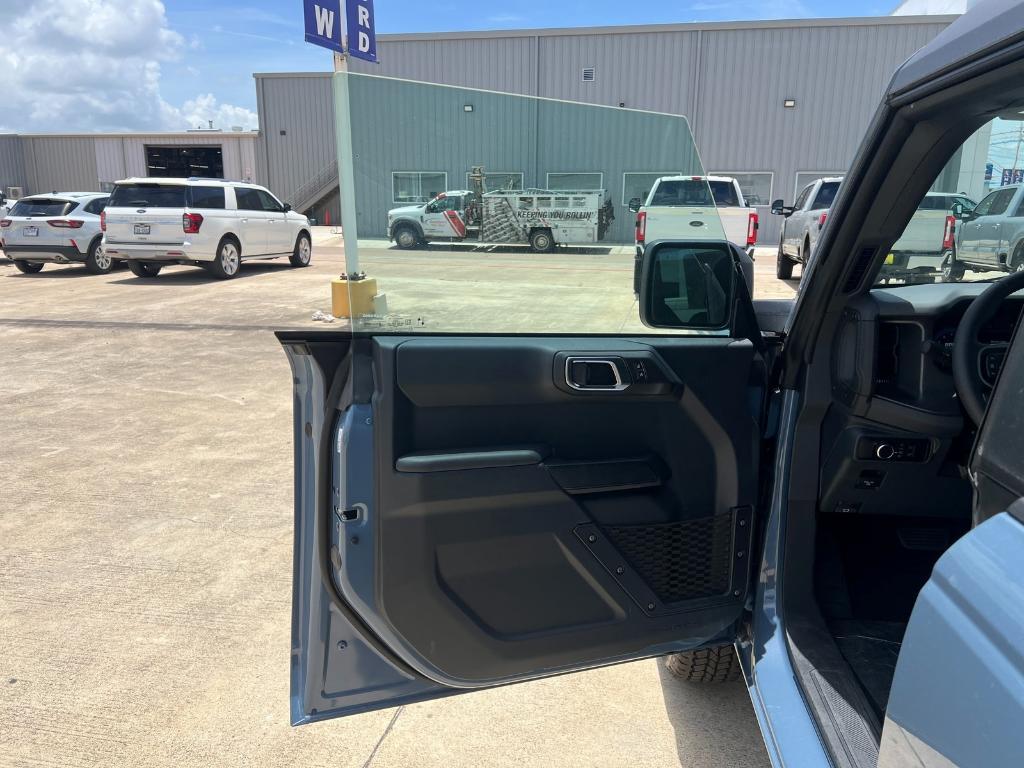 new 2025 Ford Bronco car, priced at $41,950