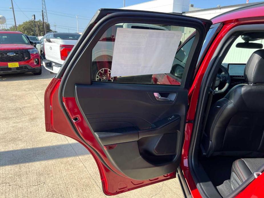 new 2025 Ford Escape car, priced at $31,970