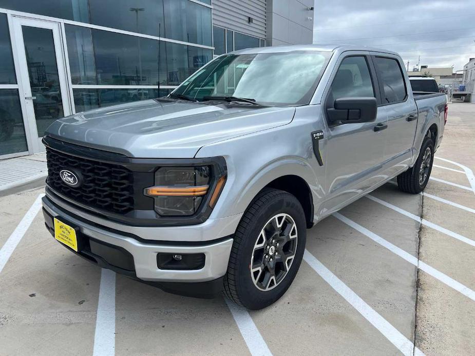 new 2024 Ford F-150 car, priced at $38,330