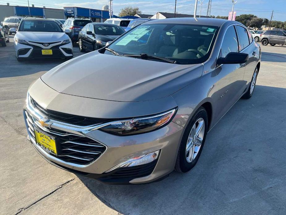 used 2022 Chevrolet Malibu car, priced at $17,890