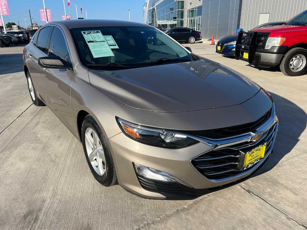 used 2022 Chevrolet Malibu car, priced at $17,234