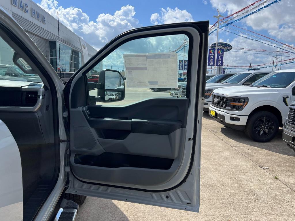 new 2026 Ford F-350 car, priced at $74,770