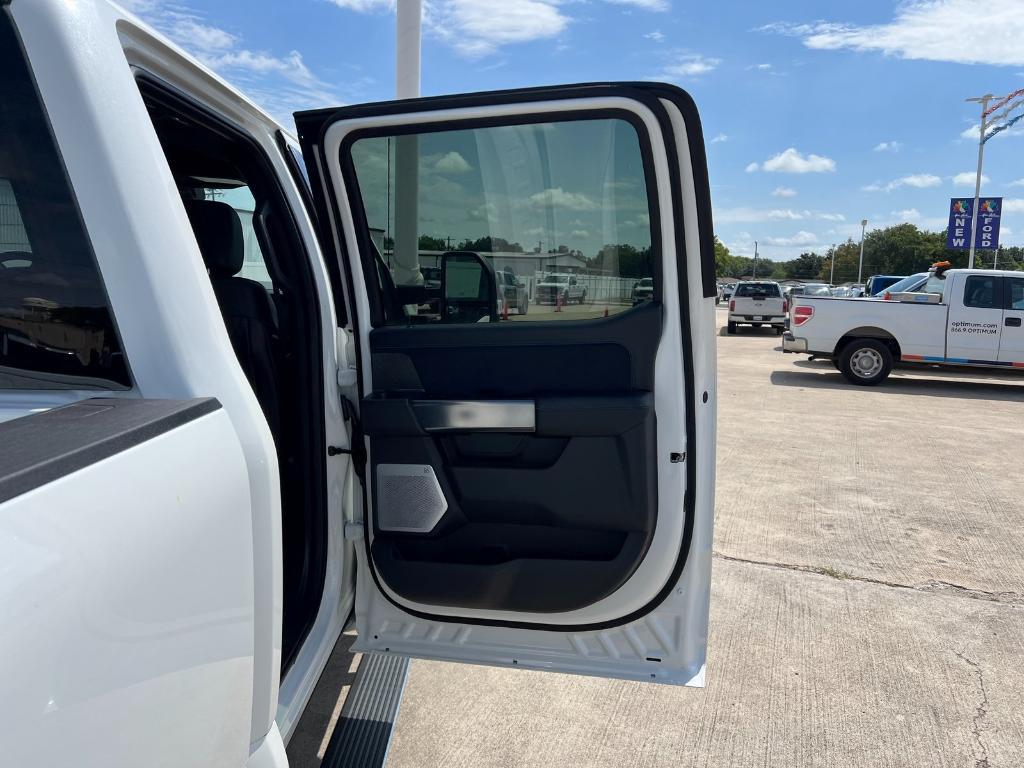 new 2025 Ford F-250 car, priced at $90,830