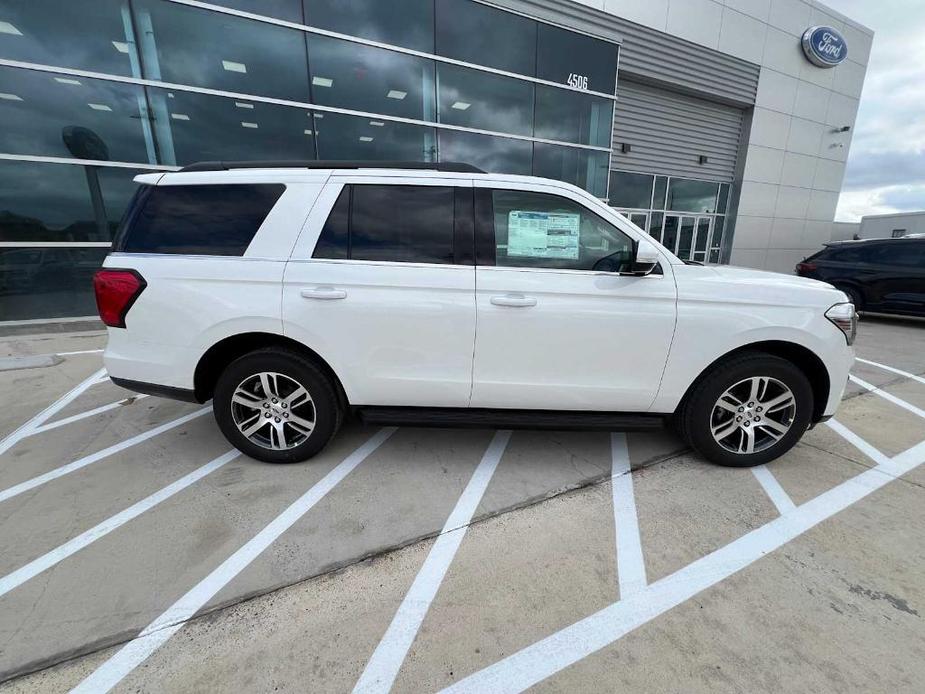 new 2024 Ford Expedition car, priced at $62,095