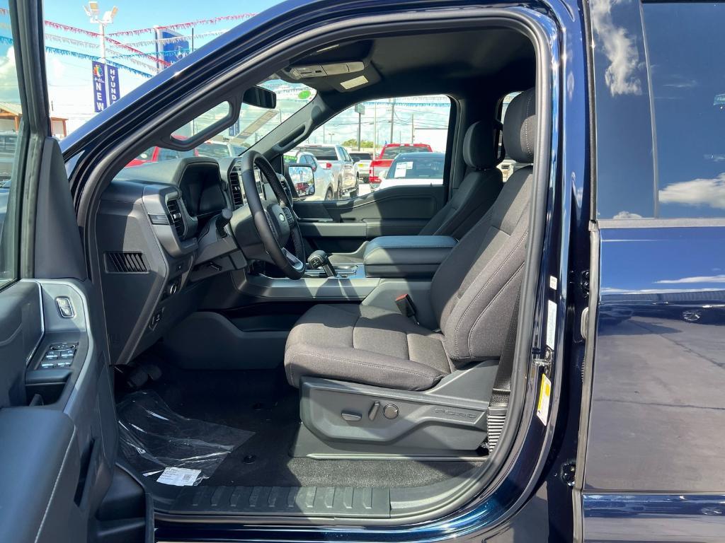 new 2025 Ford F-150 car, priced at $60,292