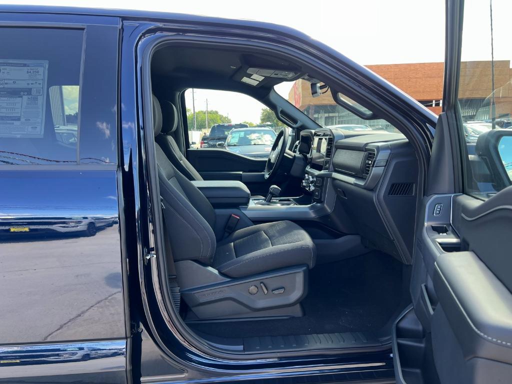new 2025 Ford F-150 car, priced at $60,292