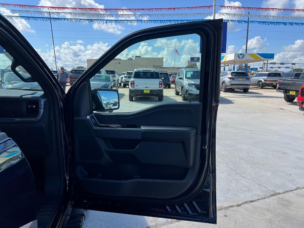 new 2025 Ford F-150 car, priced at $60,292