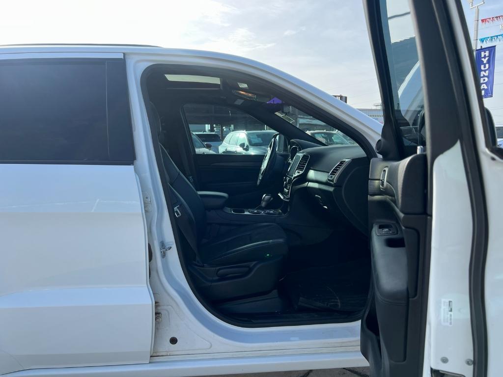used 2021 Jeep Grand Cherokee car, priced at $22,770