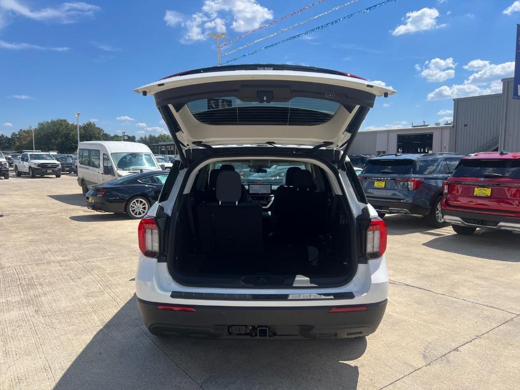 new 2025 Ford Explorer car, priced at $36,040
