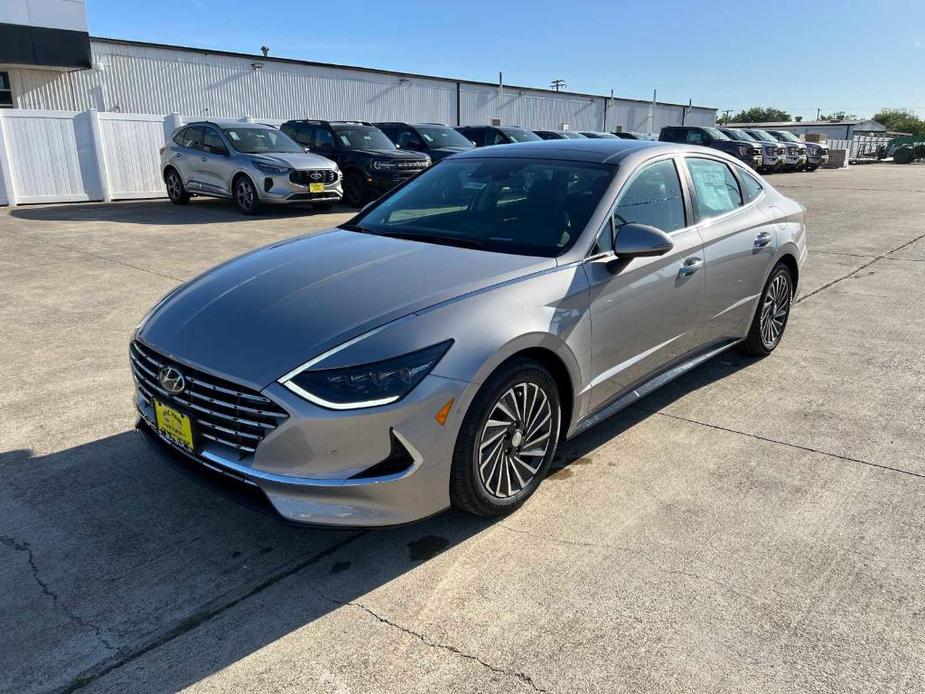 new 2023 Hyundai Sonata Hybrid car, priced at $33,260