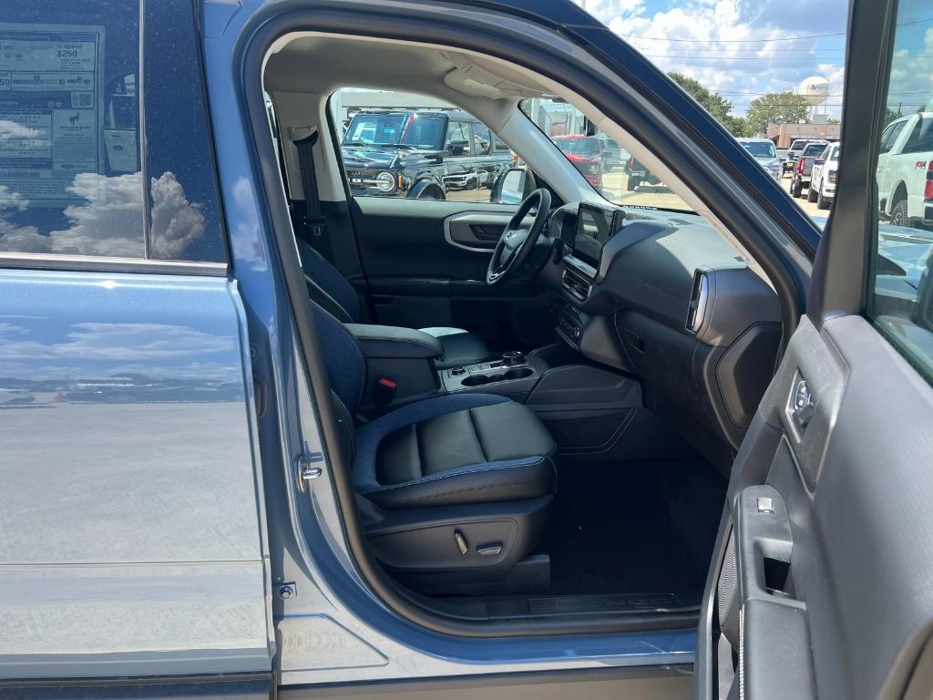 new 2025 Ford Bronco Sport car, priced at $36,980
