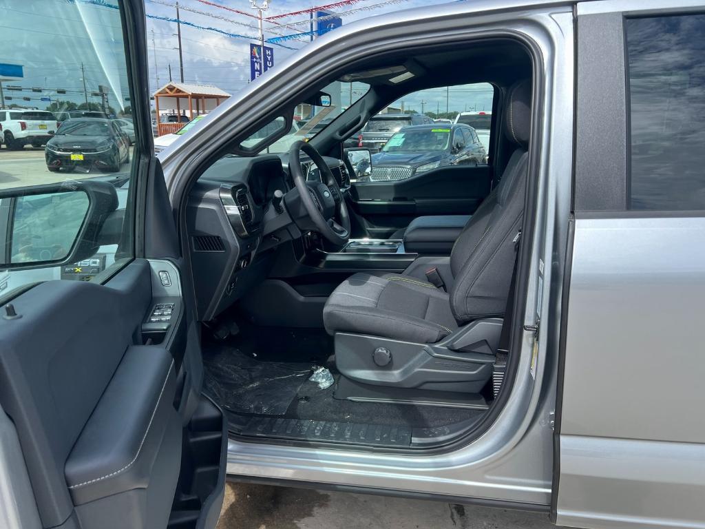 new 2025 Ford F-150 car, priced at $46,230