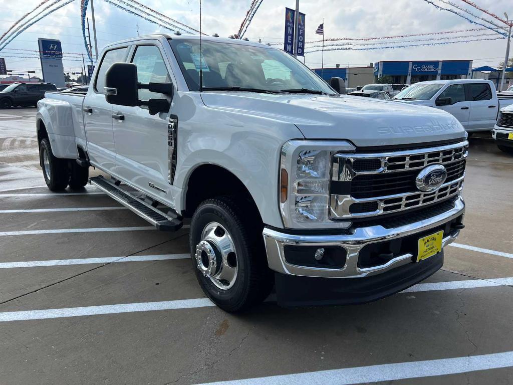 new 2024 Ford F-350 car, priced at $71,240