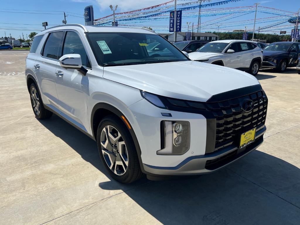 new 2025 Hyundai Palisade car, priced at $44,518