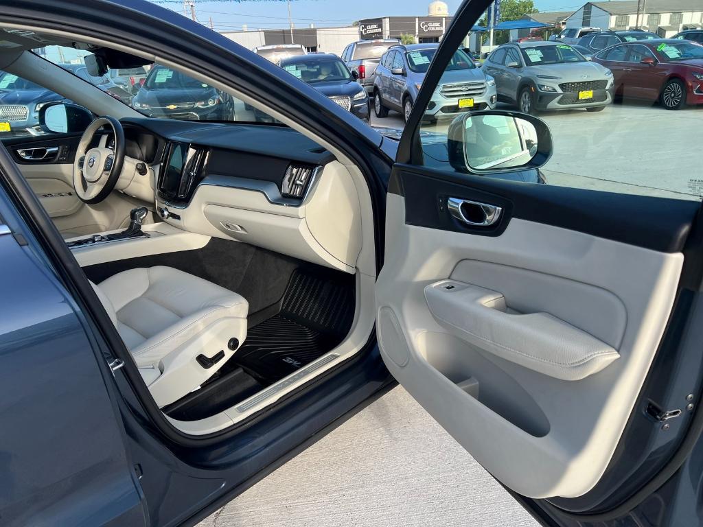used 2018 Volvo XC60 car, priced at $17,987