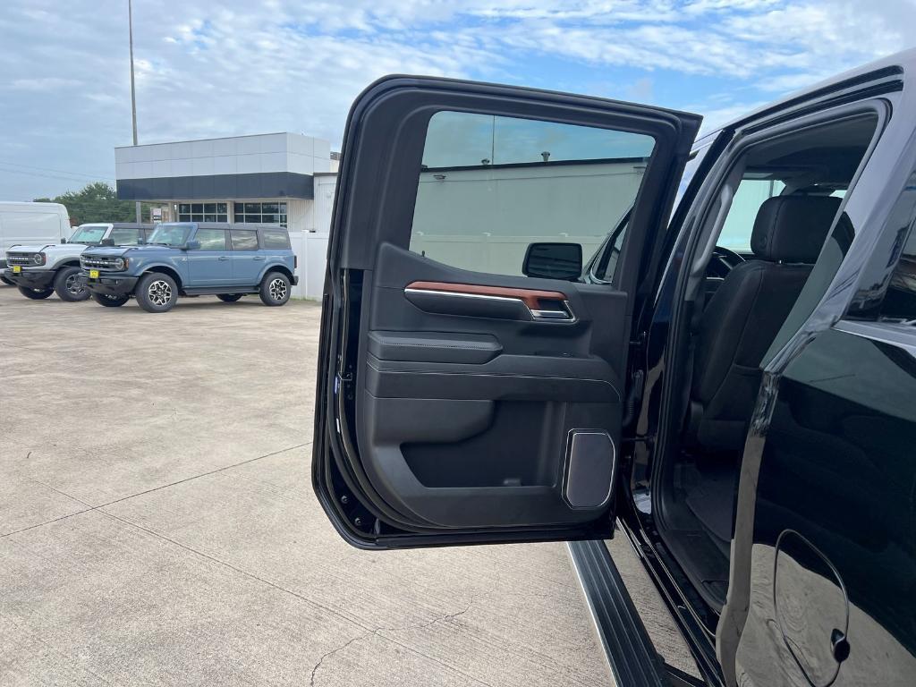 used 2023 GMC Sierra 1500 car, priced at $58,915