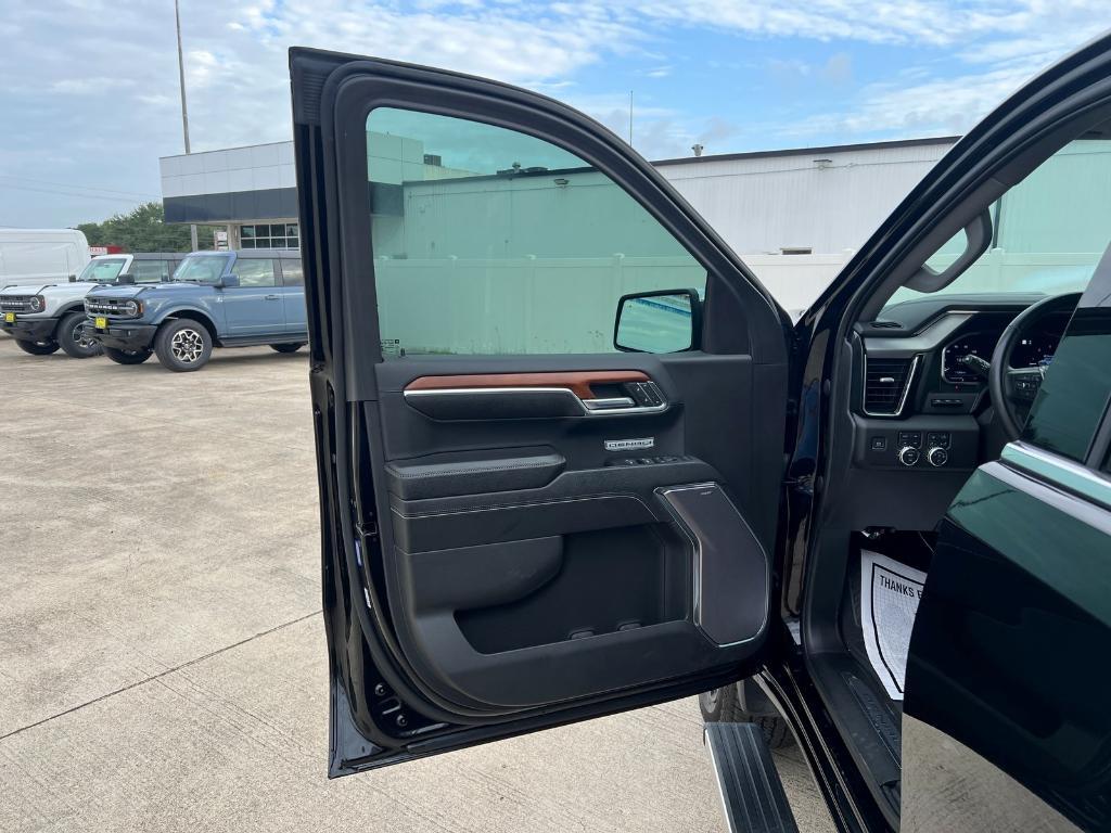used 2023 GMC Sierra 1500 car, priced at $58,915