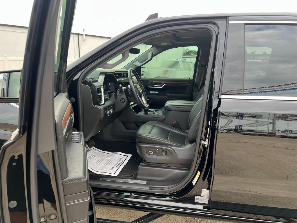 used 2023 GMC Sierra 1500 car, priced at $58,915