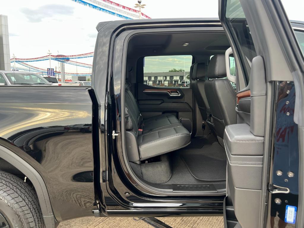 used 2023 GMC Sierra 1500 car, priced at $58,915