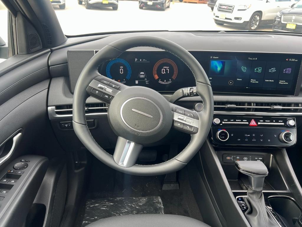 new 2025 Hyundai Tucson car, priced at $35,345