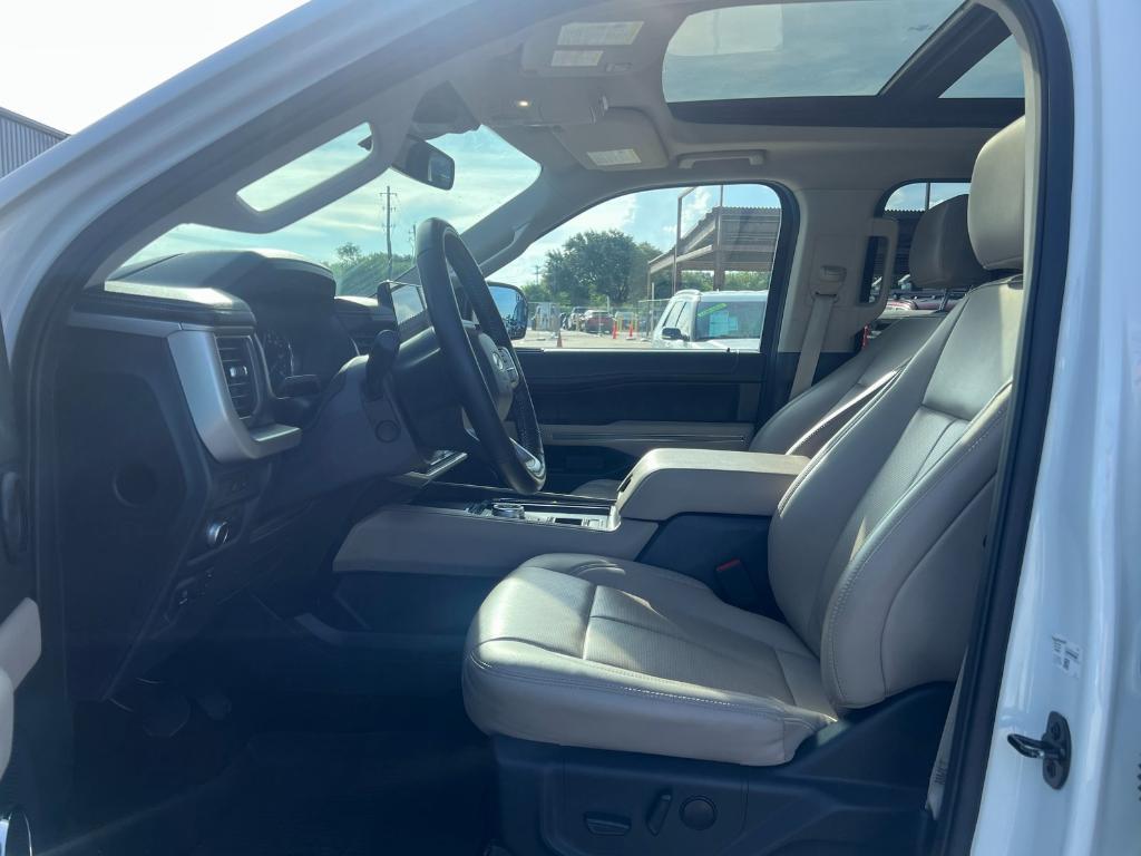 used 2022 Ford Expedition car, priced at $32,875