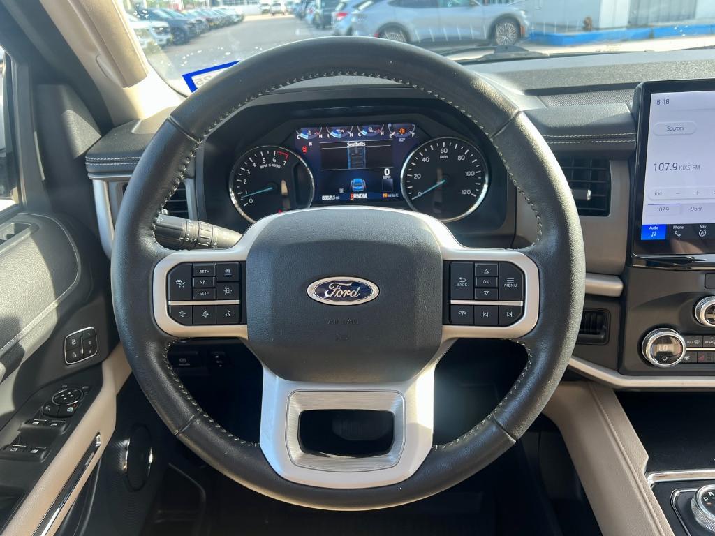 used 2022 Ford Expedition car, priced at $32,875