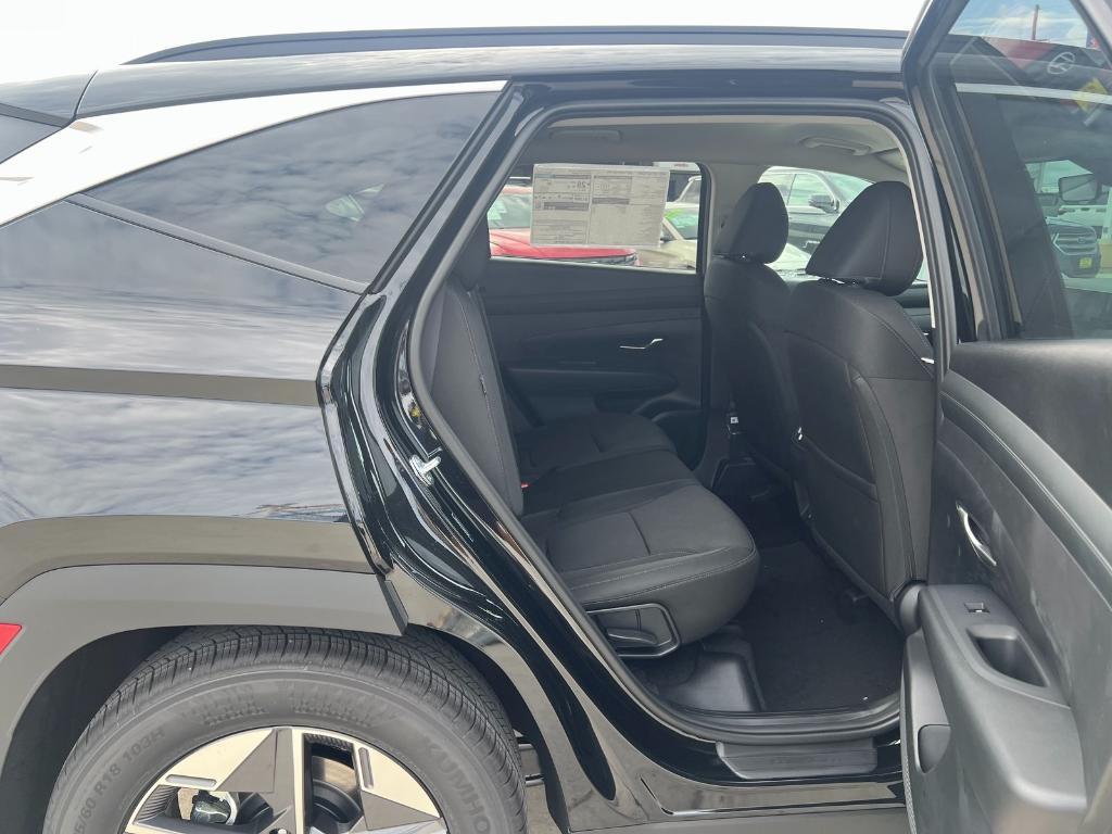 new 2025 Hyundai Tucson car, priced at $31,500