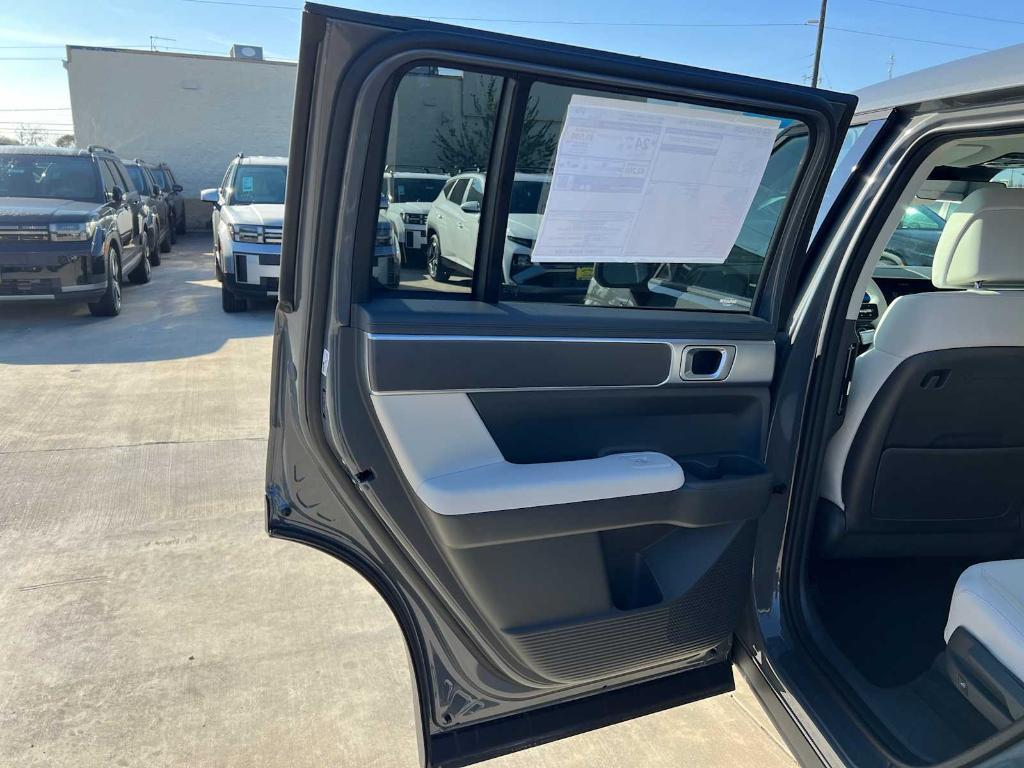 new 2025 Hyundai Santa Fe car, priced at $33,025