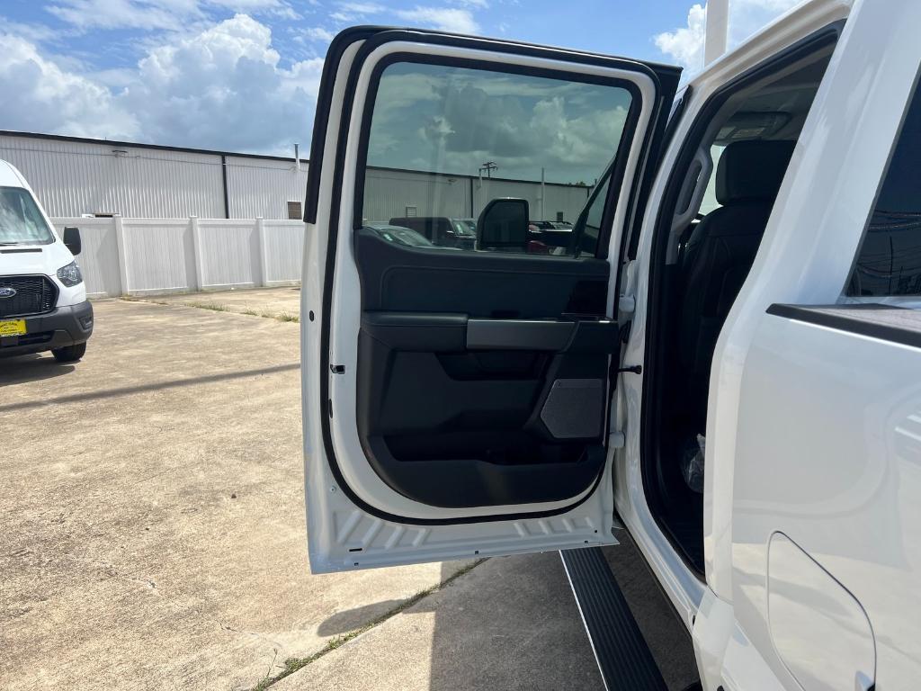 new 2025 Ford F-350 car, priced at $76,465