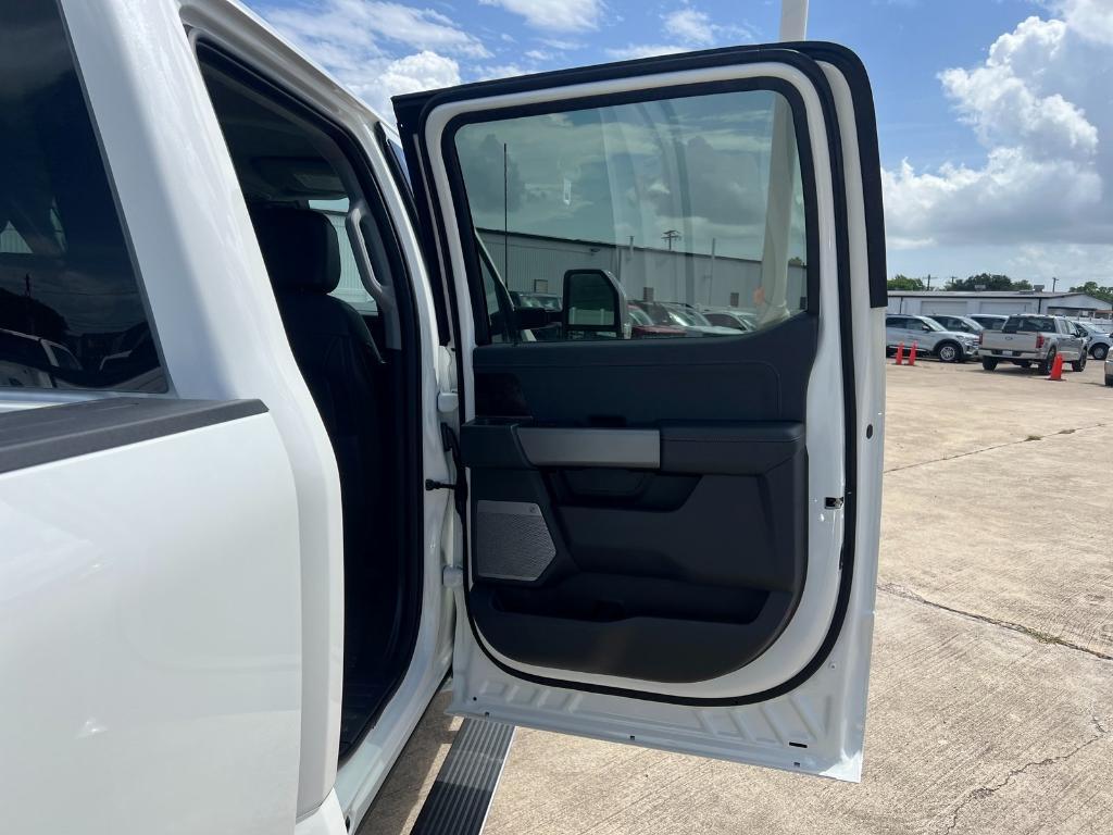 new 2025 Ford F-350 car, priced at $76,465