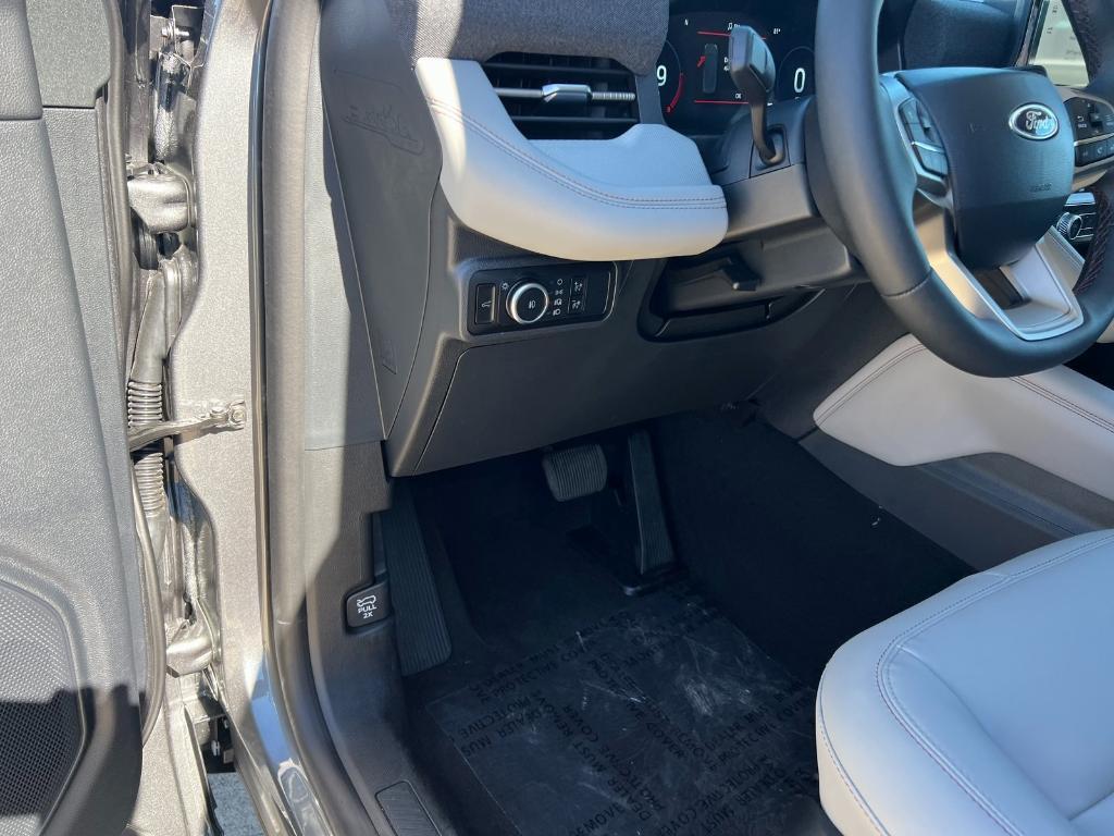 new 2026 Ford Explorer car, priced at $45,425
