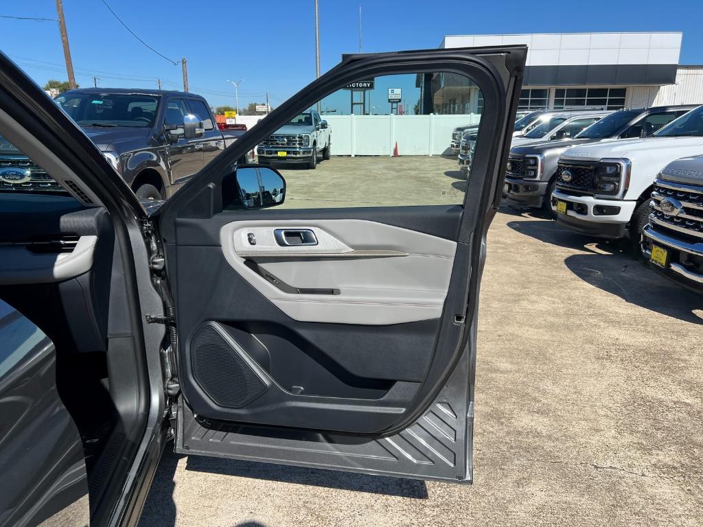 new 2026 Ford Explorer car, priced at $45,425