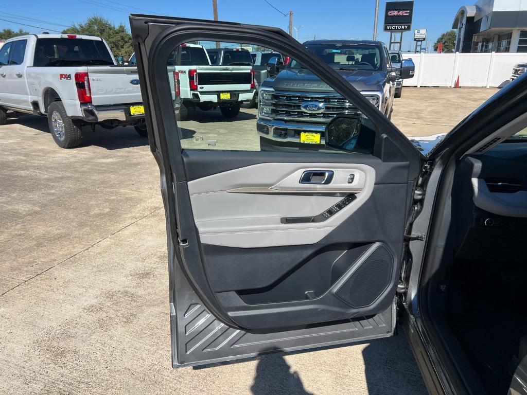 new 2026 Ford Explorer car, priced at $45,425