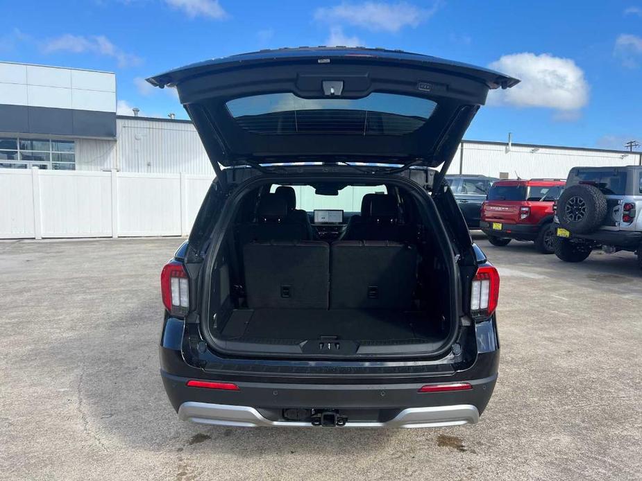 new 2025 Ford Explorer car, priced at $52,550