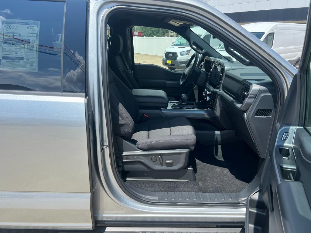new 2025 Ford F-150 car, priced at $54,414