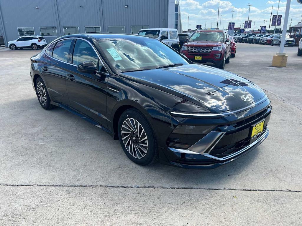 new 2024 Hyundai Sonata Hybrid car, priced at $29,520