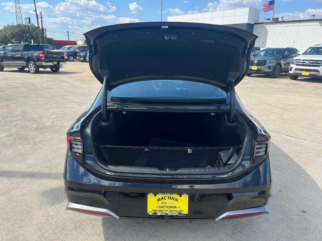 new 2024 Hyundai Sonata Hybrid car, priced at $28,020