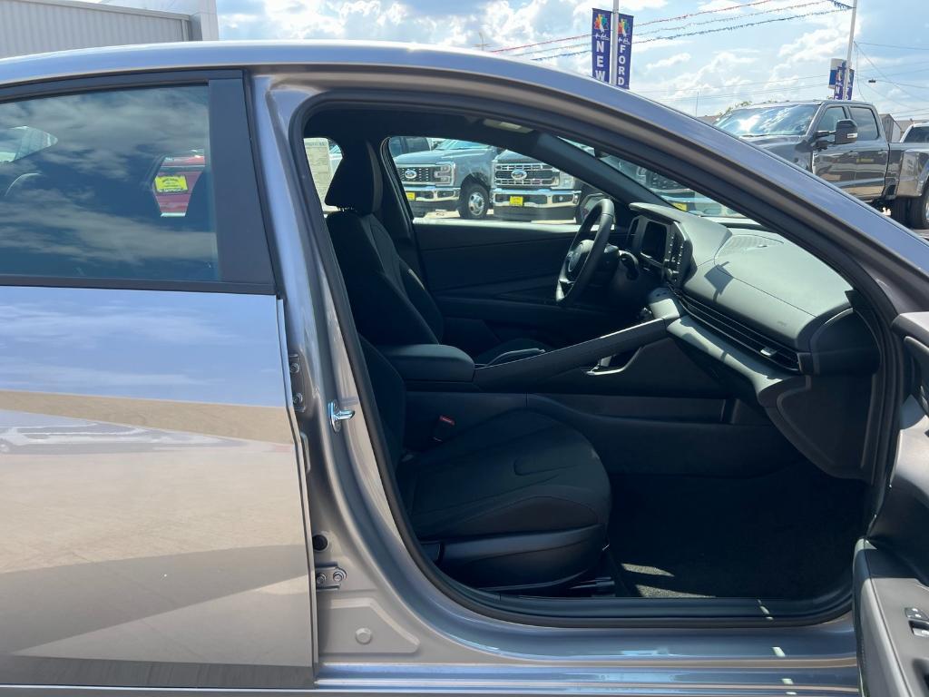 new 2025 Hyundai Elantra car, priced at $24,594