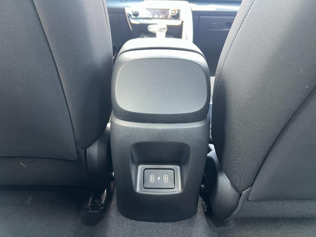 new 2025 Hyundai Elantra car, priced at $24,594